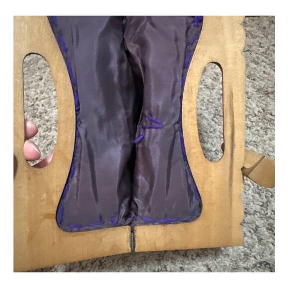 Cottage Core Purple Granny Square Crochet Wood Handle Handbag - Picture 5 of 6